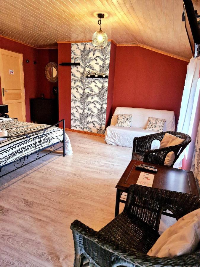 Le Domaine De Laurolie Hotell Gaujacq Eksteriør bilde
