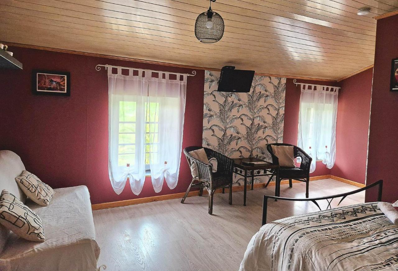 Le Domaine De Laurolie Hotell Gaujacq Eksteriør bilde